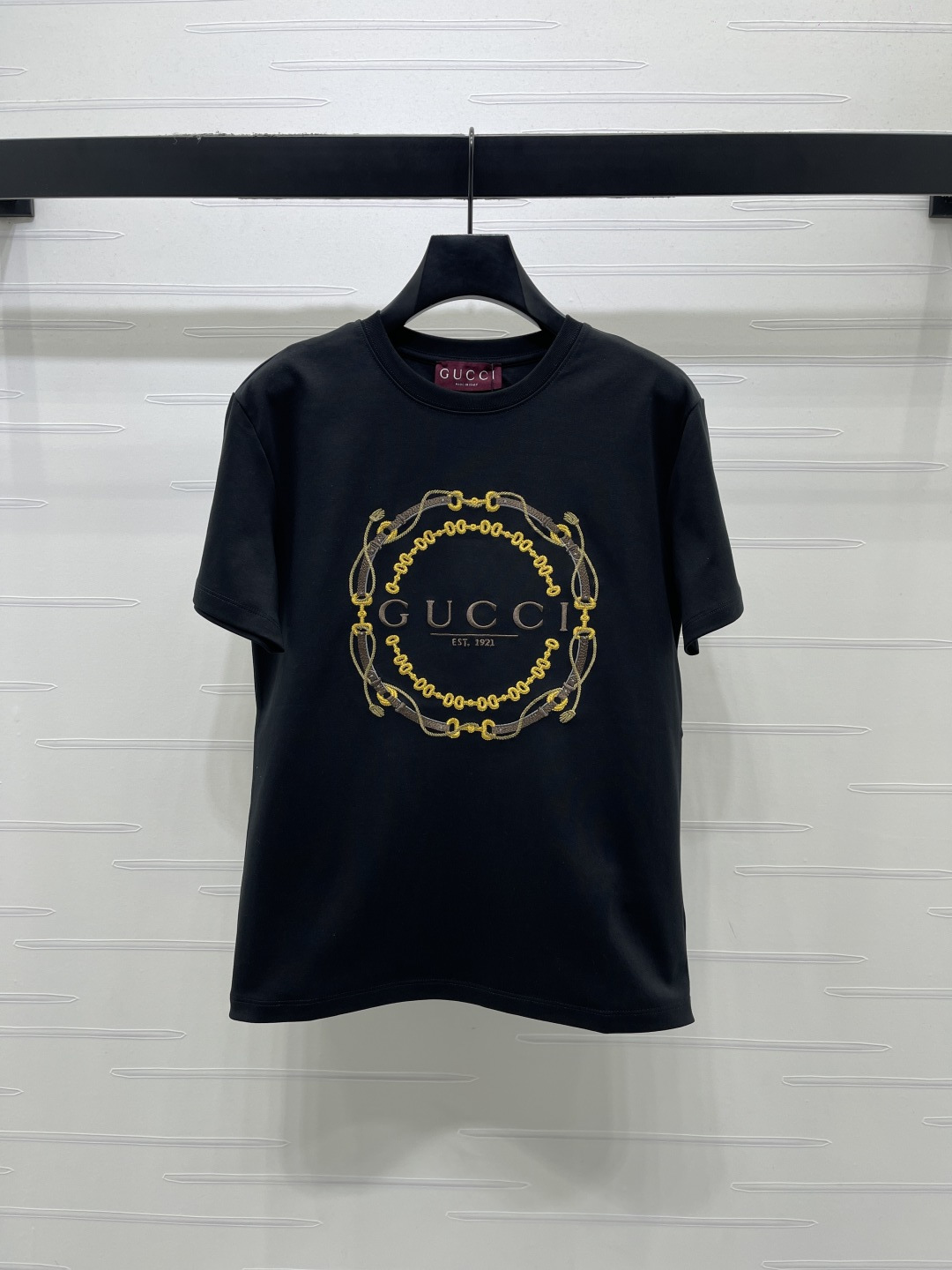 Women's short sleeves